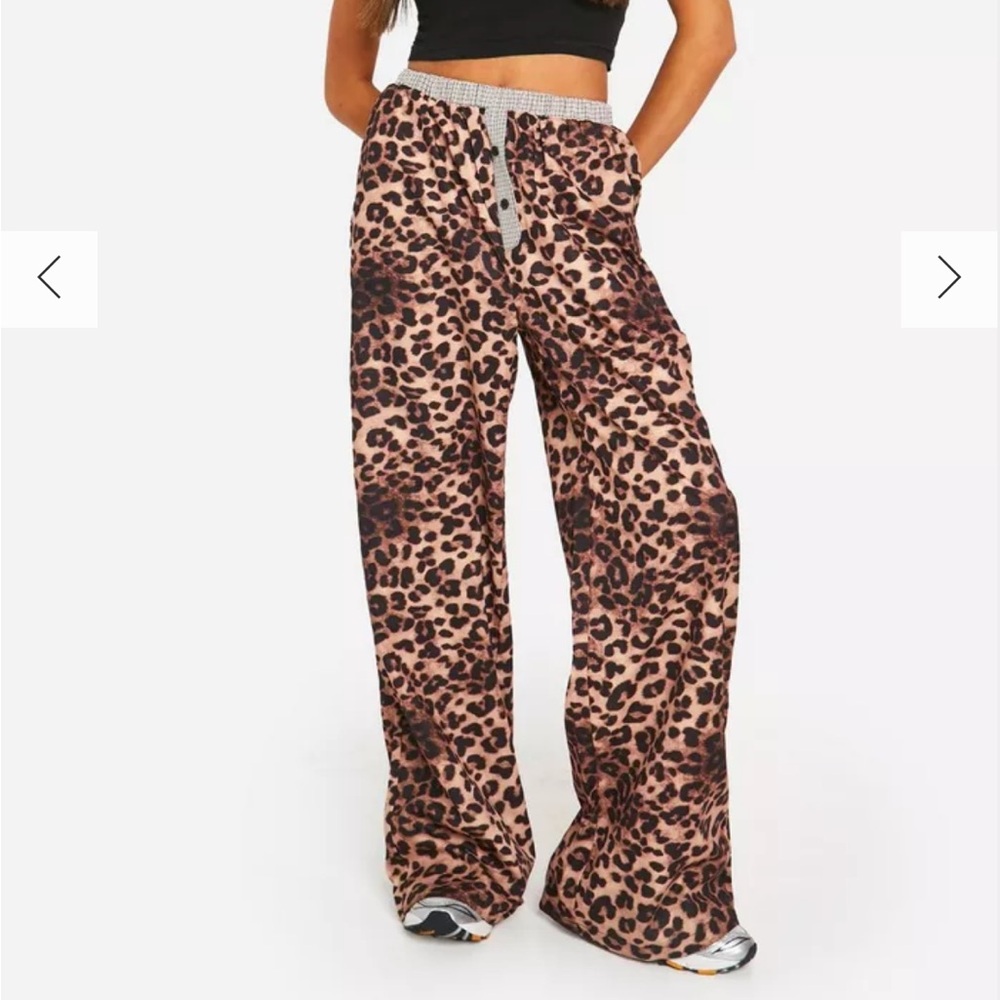 Boohoo Womans Leopard Boxer Waistband Pants NWTGS